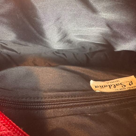 Vintage 1980s R. Soldaña Manila Red and Black Snakeskin Crossbody Purse - Picture 7 of 13